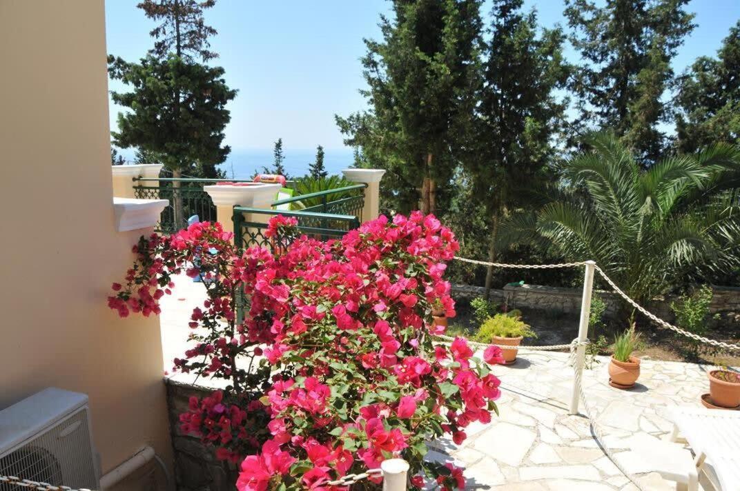 Paxoi Serene Oasis - Mylos Mediterranean Charm Arvanitakeika Exterior foto